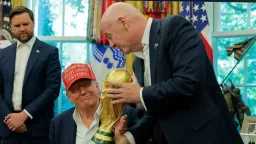 ترامب يعلن موعد قرعة كأس...