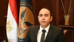 تعيين إسلام عزام رئيسًا للبورصة...