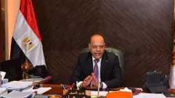 وزير العمل يبحث مع نظيره...