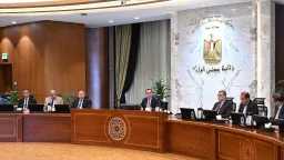 رئيس الوزراء يتابع توفير الأسمدة...