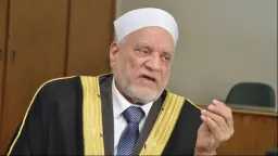 الموت يغيب الدكتور أحمد عمر...