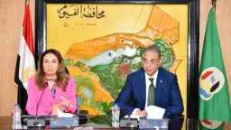 محافظ الفيوم ونائب وزير الاتصالات...