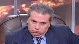 حبس توفيق عكاشة شهراً لعدم...