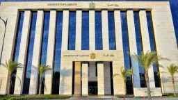 العمل تعلن توفير 1450 فرصة...