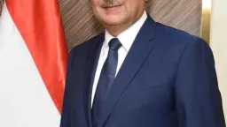 زيارة وزير قطاع الأعمال إلى...
