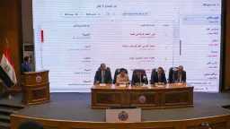 وزير الصحة يشهد القرعة الإلكترونية...