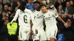 ريال مدريد يفتتح العام الجديد...