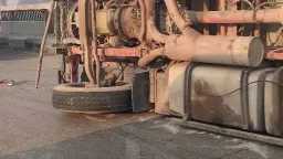 توقف حركة المرور بطريق القاهرة...