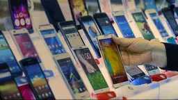 عاجل.. هل ستنخفض أسعار الهواتف...