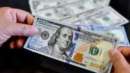 ارتفاع سعر الدولار في البنك...