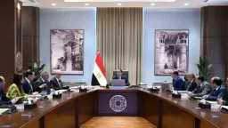 مدبولي يستعرض التقديرات الأولية لموازنة...