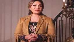 ليلى علوي تهنئ متابعيها بعيد...