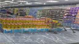 استمرار عمل المجمعات الاستهلاكية خلال...