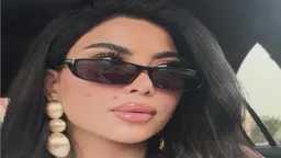 كارولين عزمي تتألق بإطلالة جذابة...