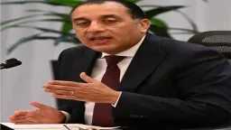 رئيس الوزراء يتفقد الحفار المصري...